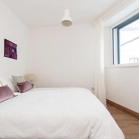 Stylish Soundproof Temple Bar Square Apartment Dublin Exterior photo